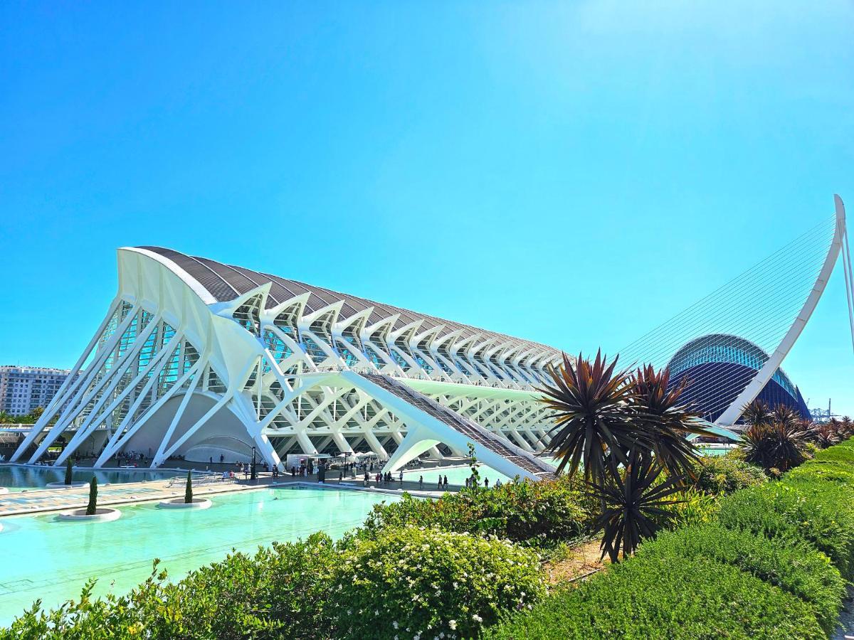 Apartamentos Las Ciencias A فالنسيا المظهر الخارجي الصورة